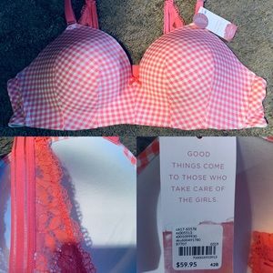 *NEW W TAGS* 42B lane Bryant bra